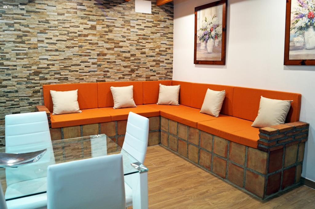 Casa Rural El Nacimiento เบเนาจ์อัน ภายนอก รูปภาพ