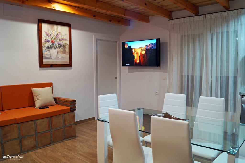 Casa Rural El Nacimiento เบเนาจ์อัน ภายนอก รูปภาพ
