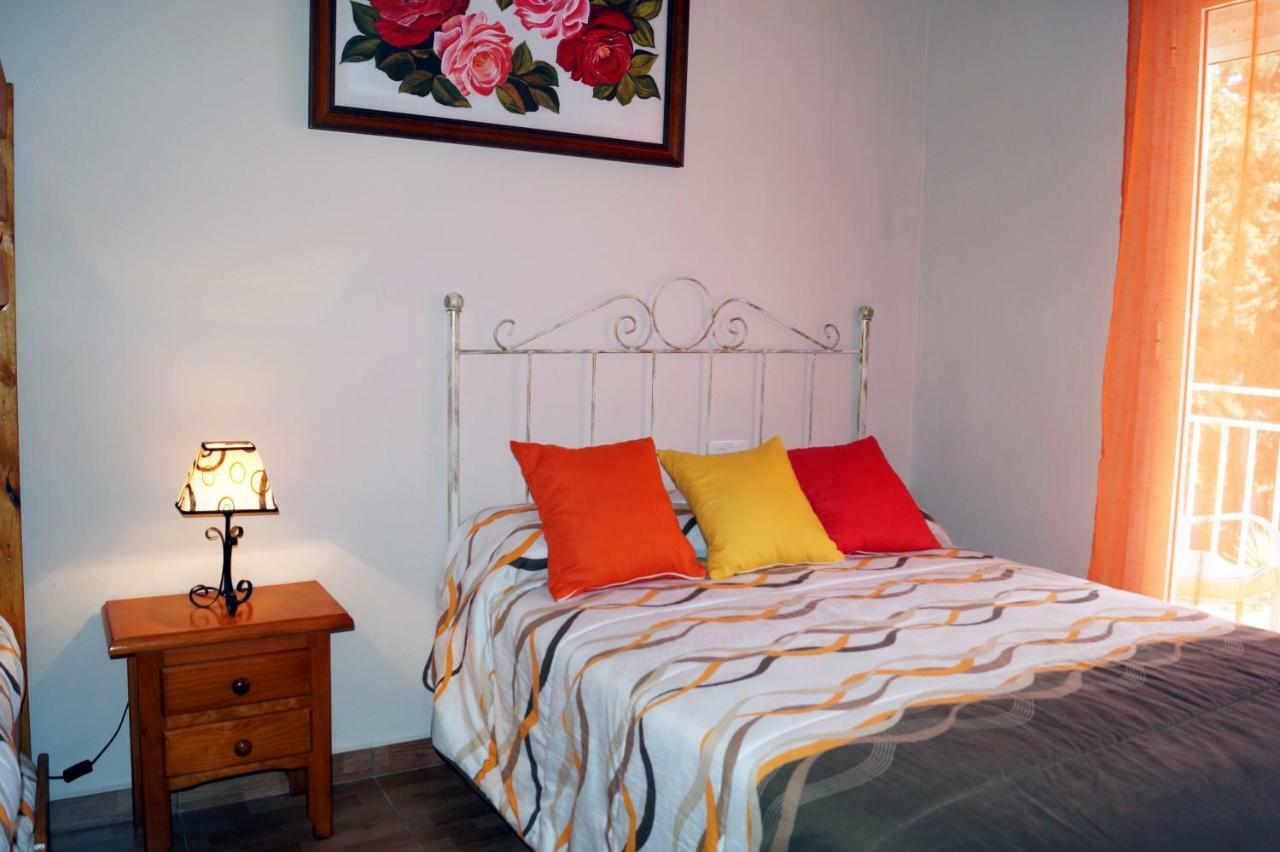 Casa Rural El Nacimiento เบเนาจ์อัน ภายนอก รูปภาพ