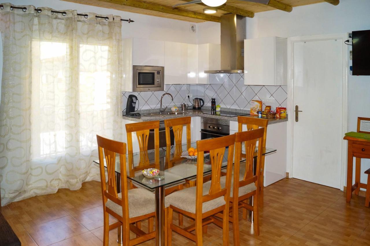 Casa Rural El Nacimiento เบเนาจ์อัน ภายนอก รูปภาพ